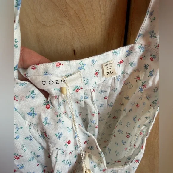 Doên Floral Ruffle Strap dress - Picture 2 of 9